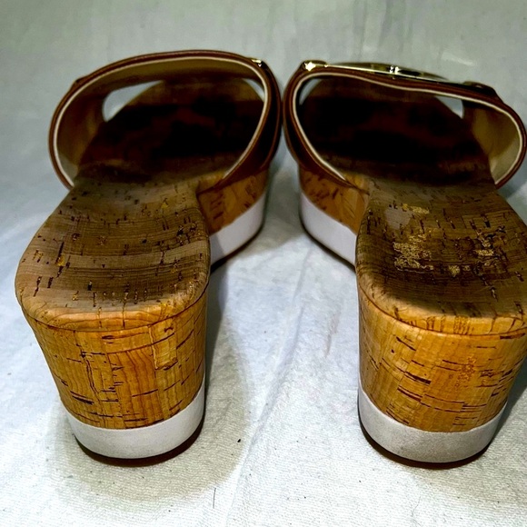 Michael Kors Jilly Sandal - Picture 3 of 5